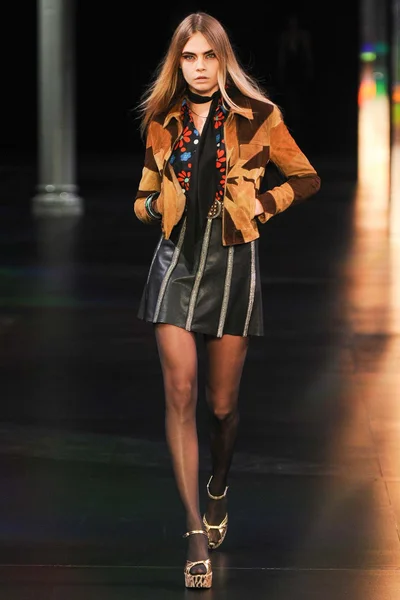 Look 9